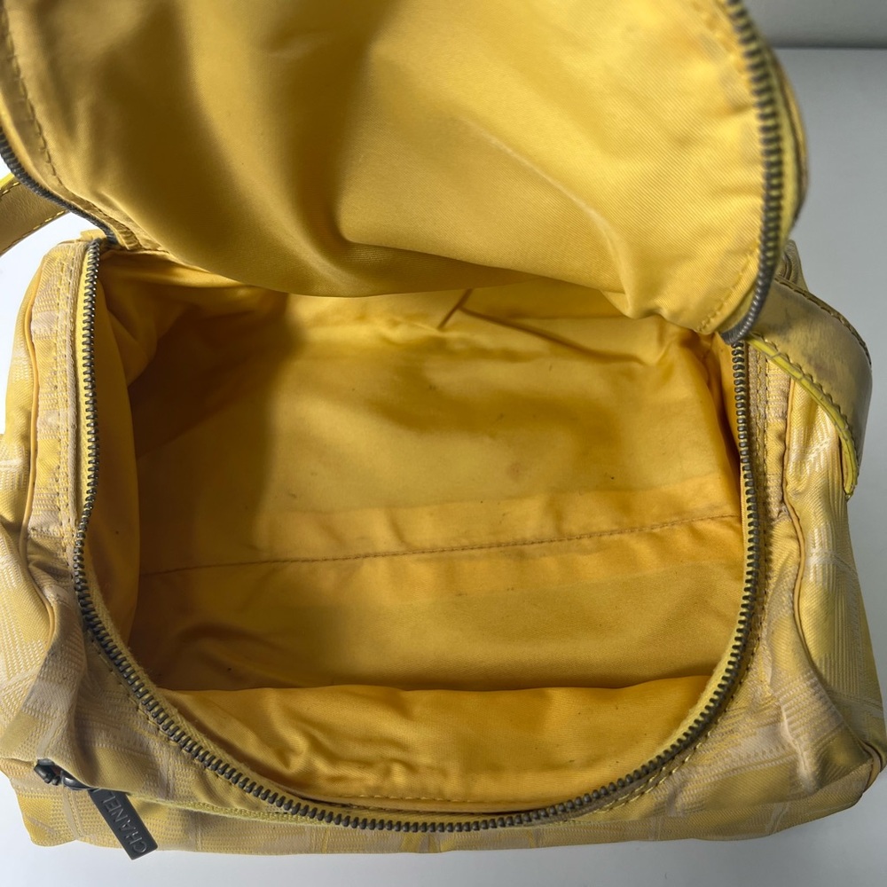 Chanel CC Travel Line Nylon Sport Makeup Vanity Toiletry Top Handle Purse Bag - Picture 11 of 15